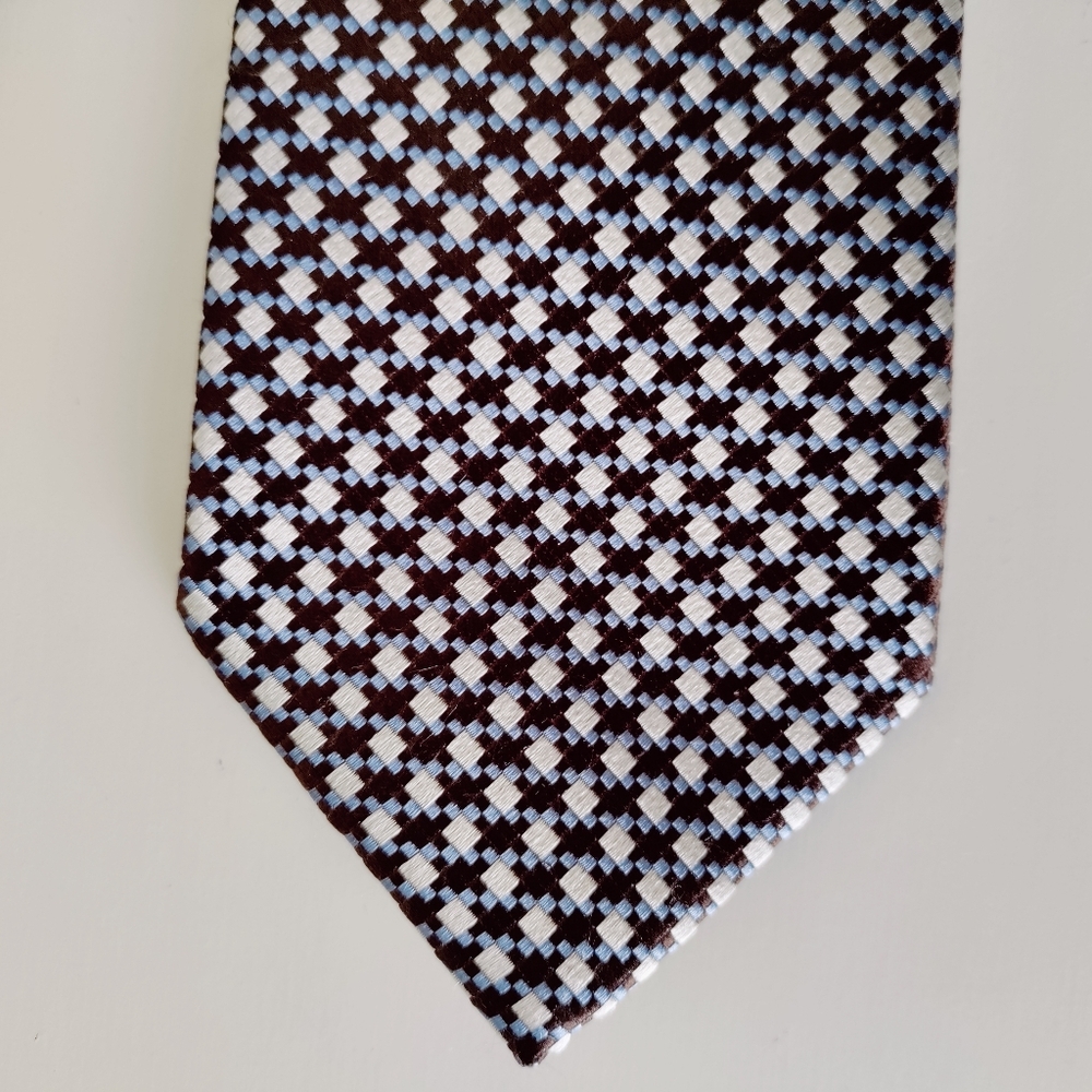 Silk Tie Made In Italy Cesare Casadore Brown & White With Geometric Pattern 60"